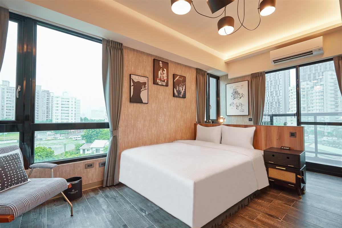 『光。影』 雙人房(404)